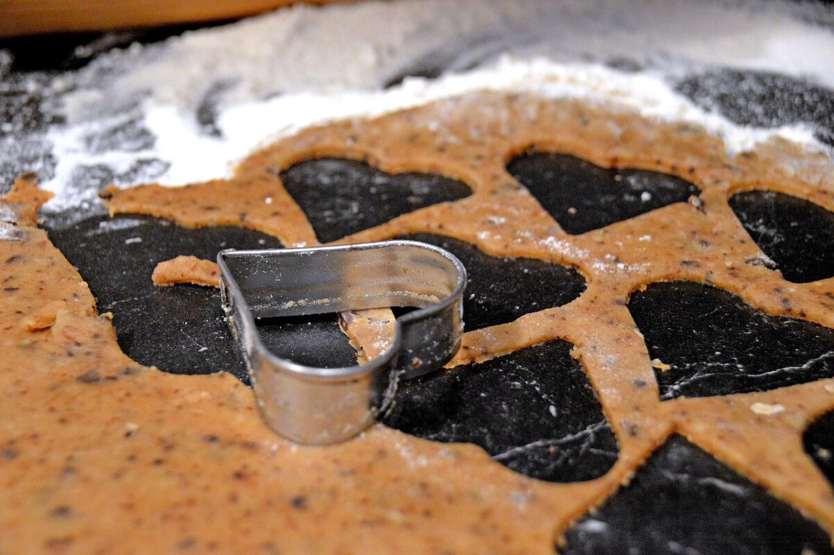 plätzchen, keks, weihnachten, mehl, herz, backen, gebäck, cookie, biscuit, bake, sweet, christmas, advent, delicious, food